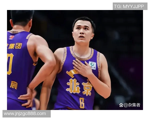 北控男篮核心球员沈梓捷和张帆的具体伤病情况如何，何时能复出？